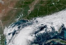 EE.UU. pone bajo vigilancia la costa norte del golfo de México por amenaza del ciclón Isaías