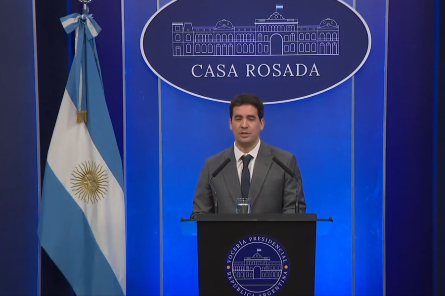 Argentina dice que Flávio Bolsonaro no pidió asilo portavoz de la Presidencia, Adrián Ravier