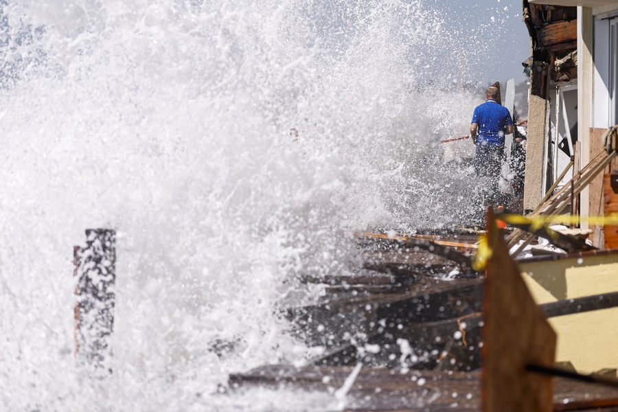 Coastal flooding strikes Southern California amid Tropical Storm Rachel